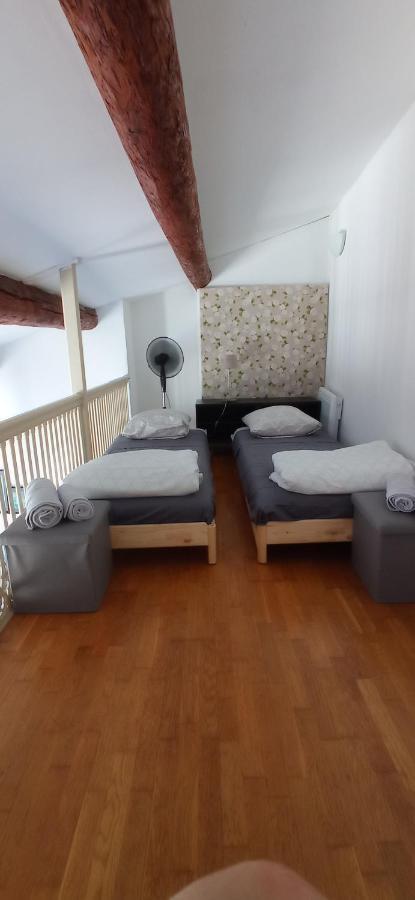 Apartament Chez Julie, Triplex Centre Historique Béziers Zewnętrze zdjęcie